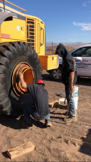 Changing-29.5R25-Loader-Tire-8